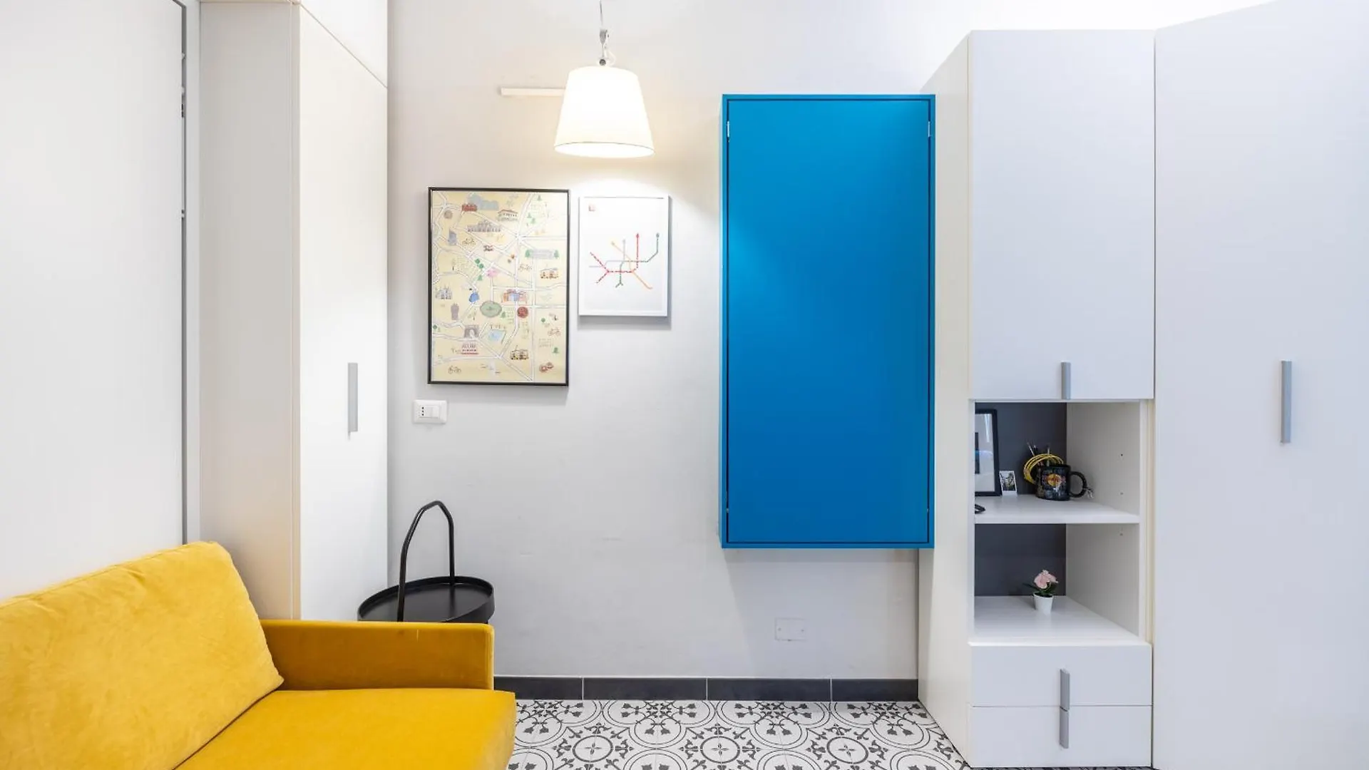 Two Steps From-Duomo Design One Room Flat Milan Italy