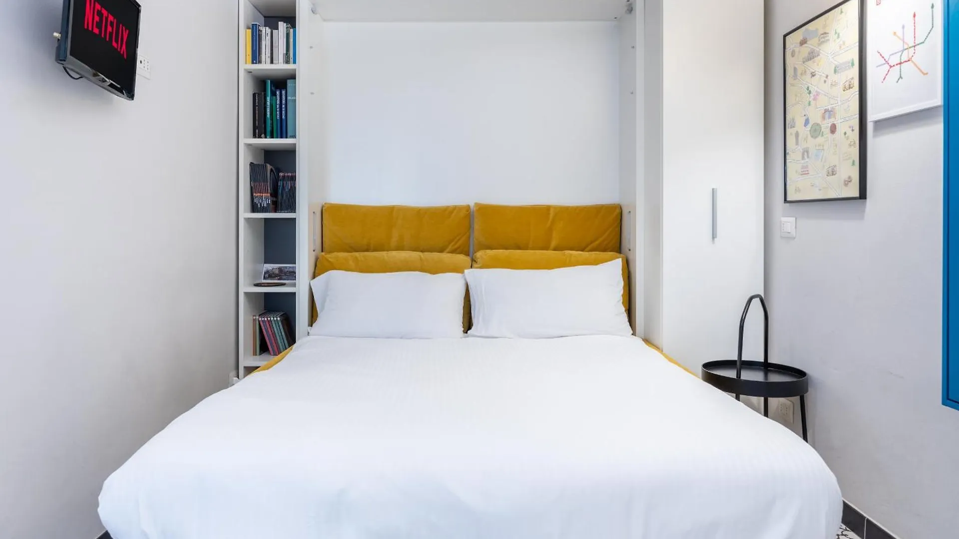 Two Steps From-Duomo Design One Room Flat Milan Italy