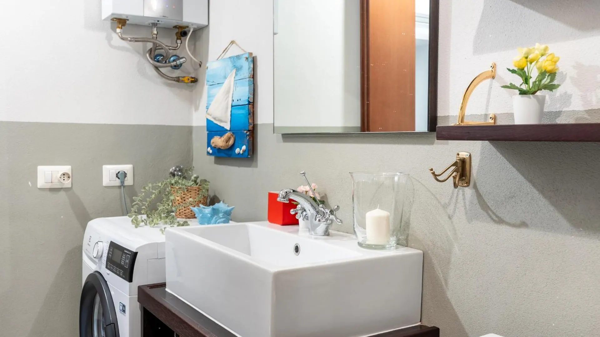 Two Steps From-Duomo Design One Room Flat Milan Apartment